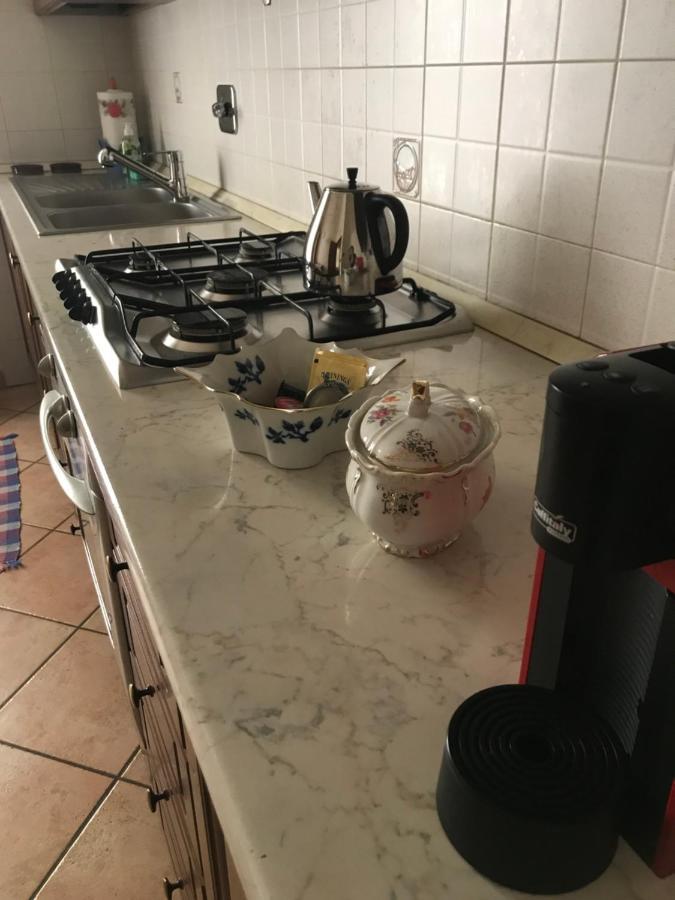 La Casa Del Melograno Apartman Alba  Kültér fotó