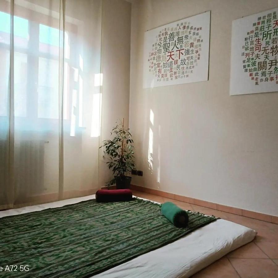 La Casa Del Melograno Apartman Alba  Kültér fotó